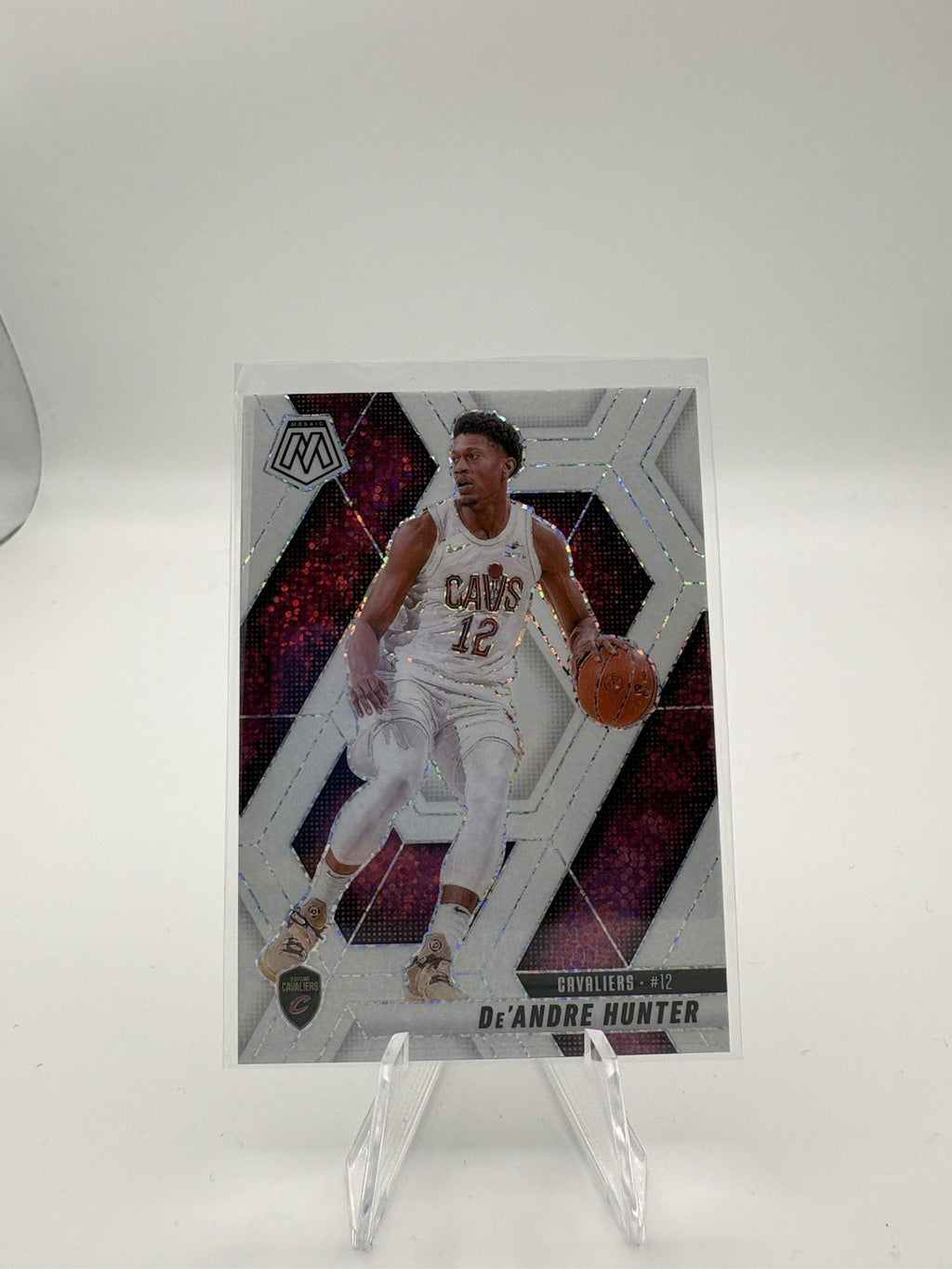 2024-25 Panini Mosaic: De’Andre Hunter White Sparkle SP Cavaliers #86