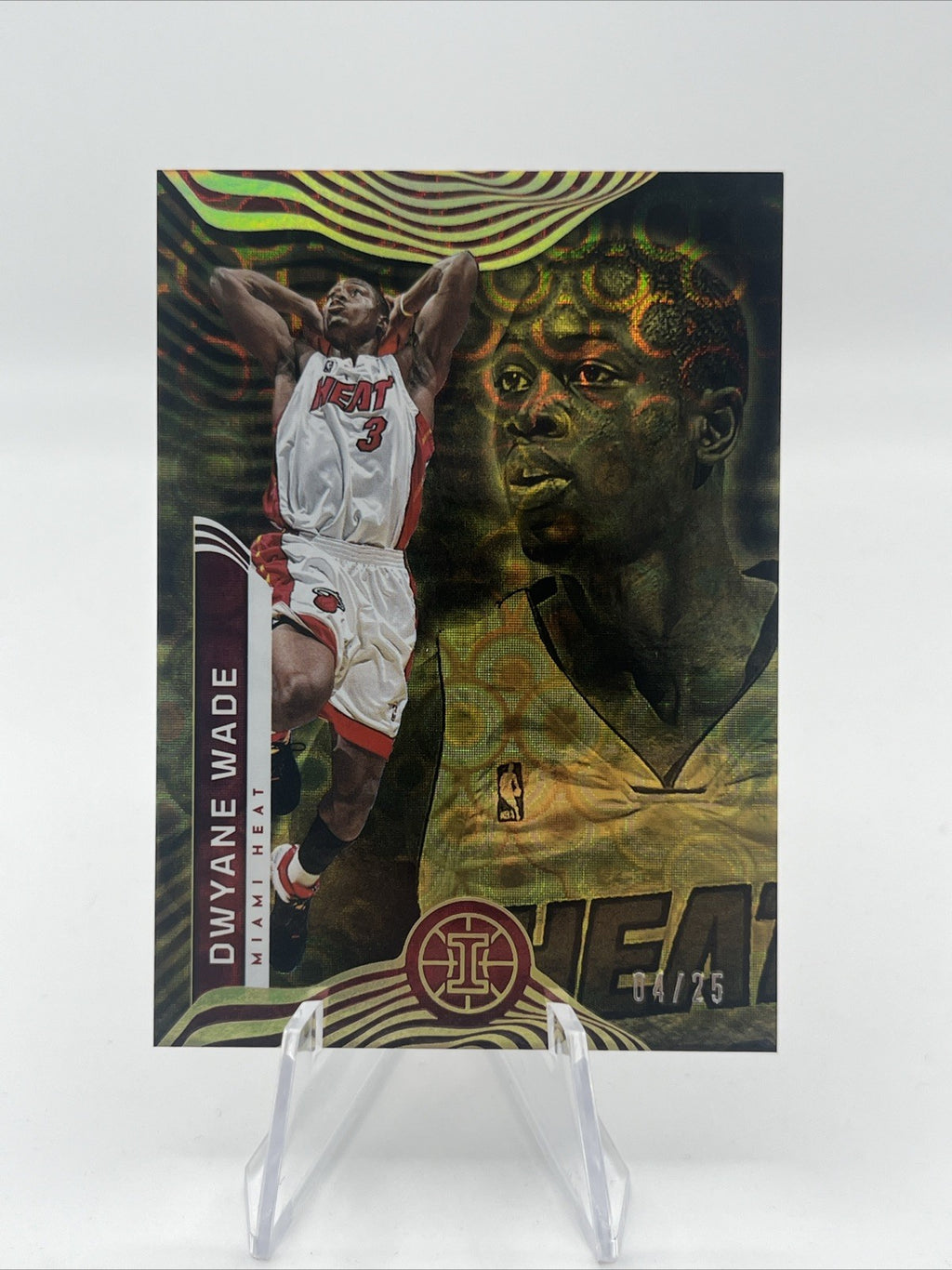 Panini Illusions 2021-22 Dwyane Wade Miami Heat Trophy Gold #124 /25