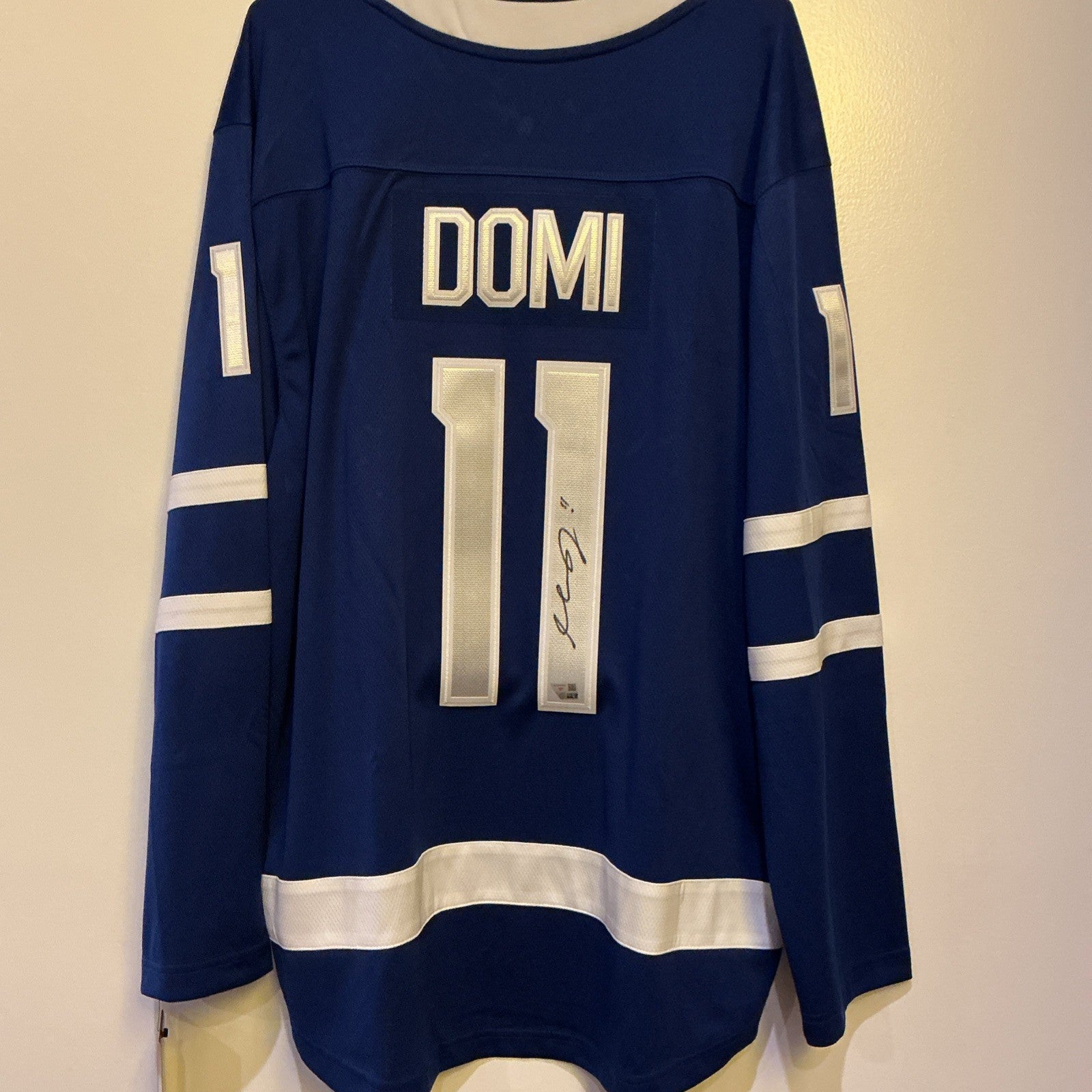 Max Domi Autographed #11 Fanatics Hockey Jersey – Fanatics Certified