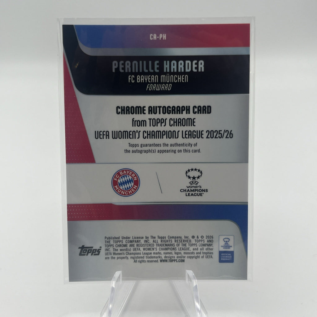25/26 Topps Chrome UEFA - Pernille Harder - Pink Refractor Auto #/250 - Bayern