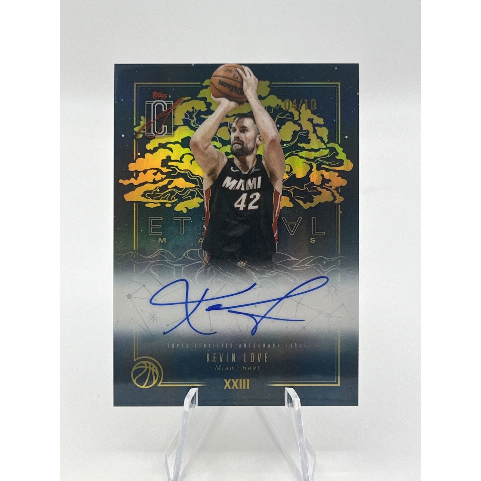 2025-26 Topps Signature Class Eternal Marks Kevin Love Gold Refractor Auto #/10