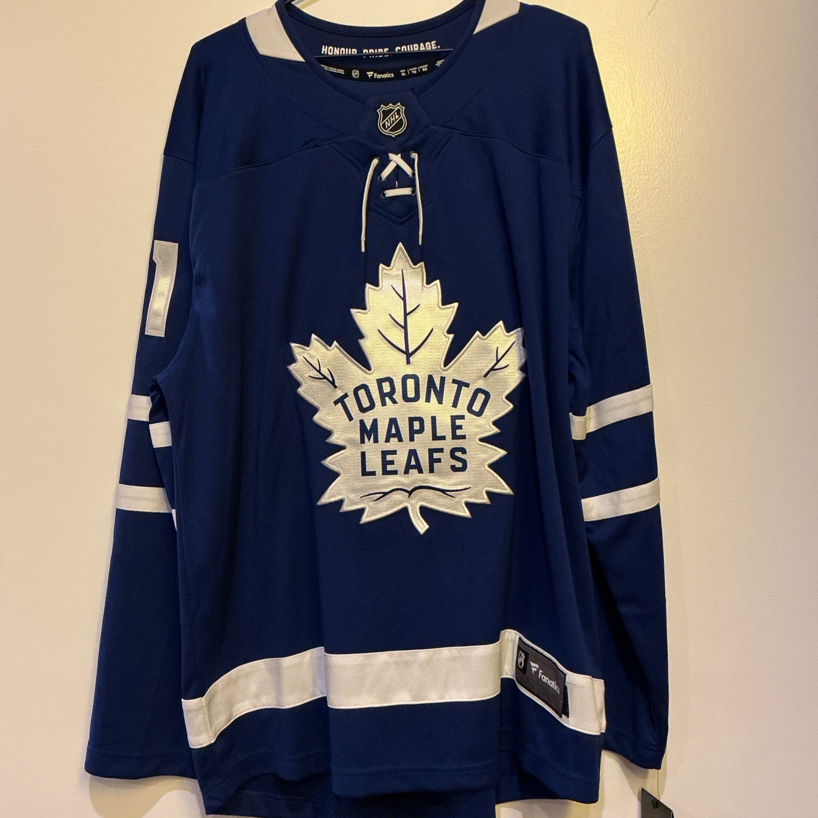 Max Domi Autographed #11 Fanatics Hockey Jersey – Fanatics Certified