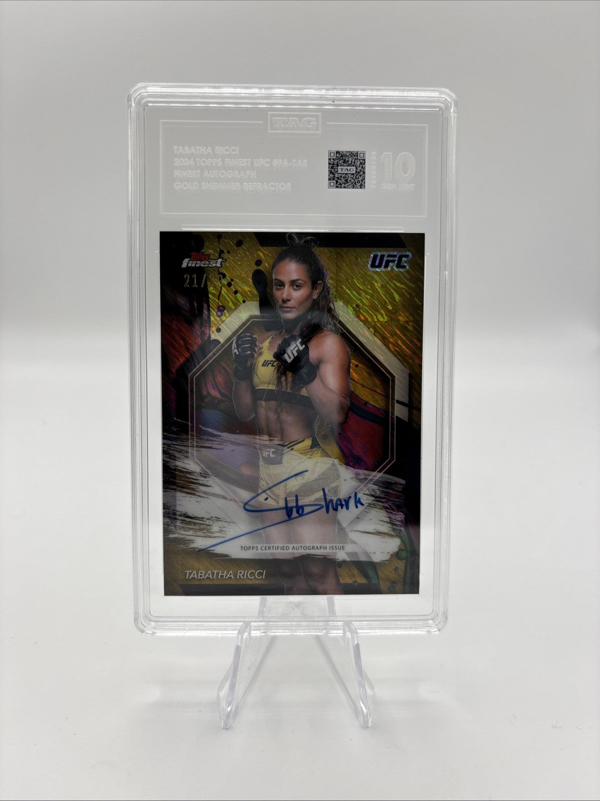 2025 Topps Finest UFC - Autographs Tabatha Ricci Gold Shimmer Auto /50 TAG 10