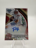 Tyler Van Dyke 2024 Bowman Best U Orange Refractor Auto /5 Wisconsin QB