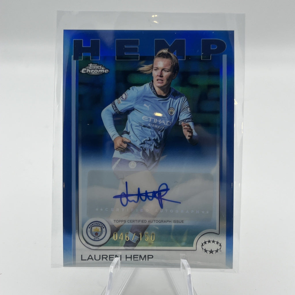 2025 LAUREN HEMP 105/150 AUTO TOPPS CHROME UEFA WOMEN S CHAMPIONS LEAGUE BLUE