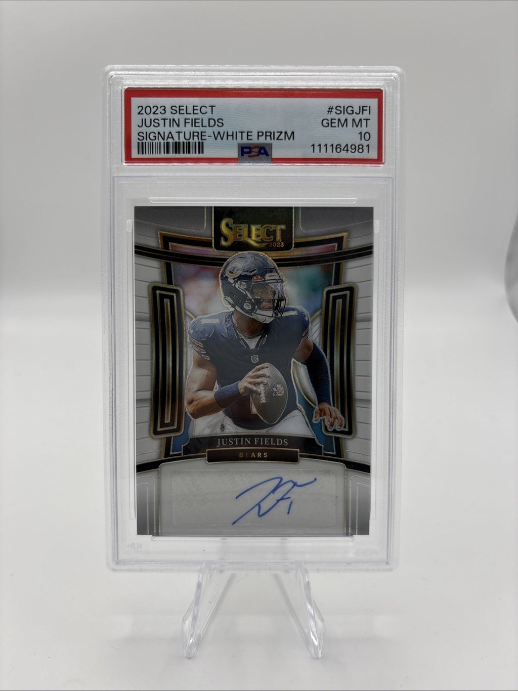 2023 Select Justin Fields Auto White Prizm /35 PSA 10