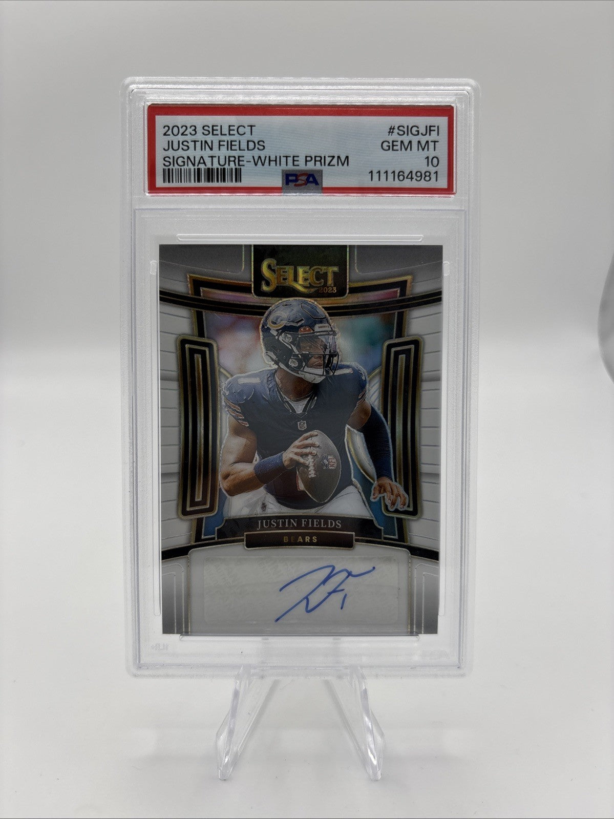 2023 Select Justin Fields Auto White Prizm /35 PSA 10