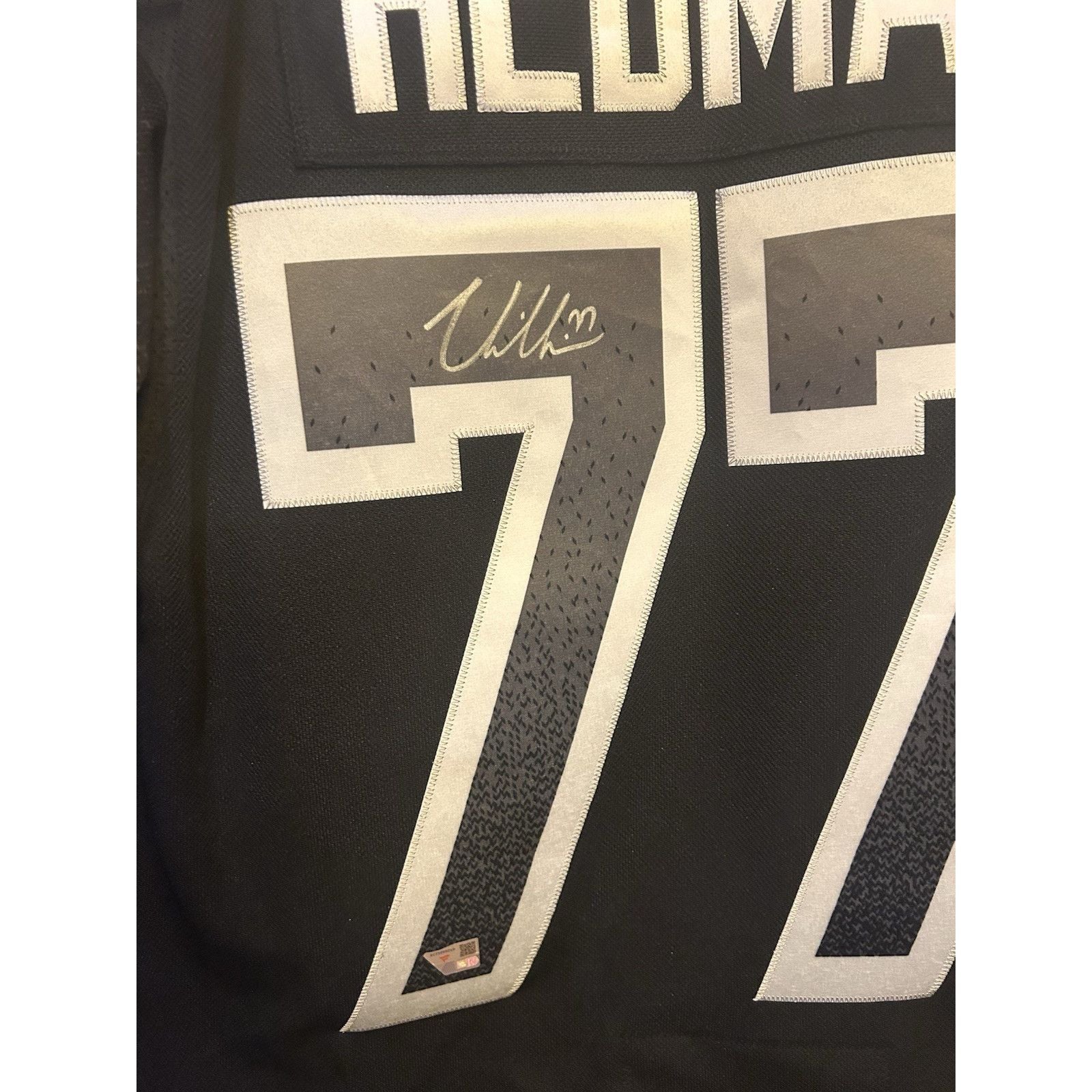 VICTOR HEDMAN Tampa Bay Lightning Signed Alternate Fanatics Breakaway Jersey NHL