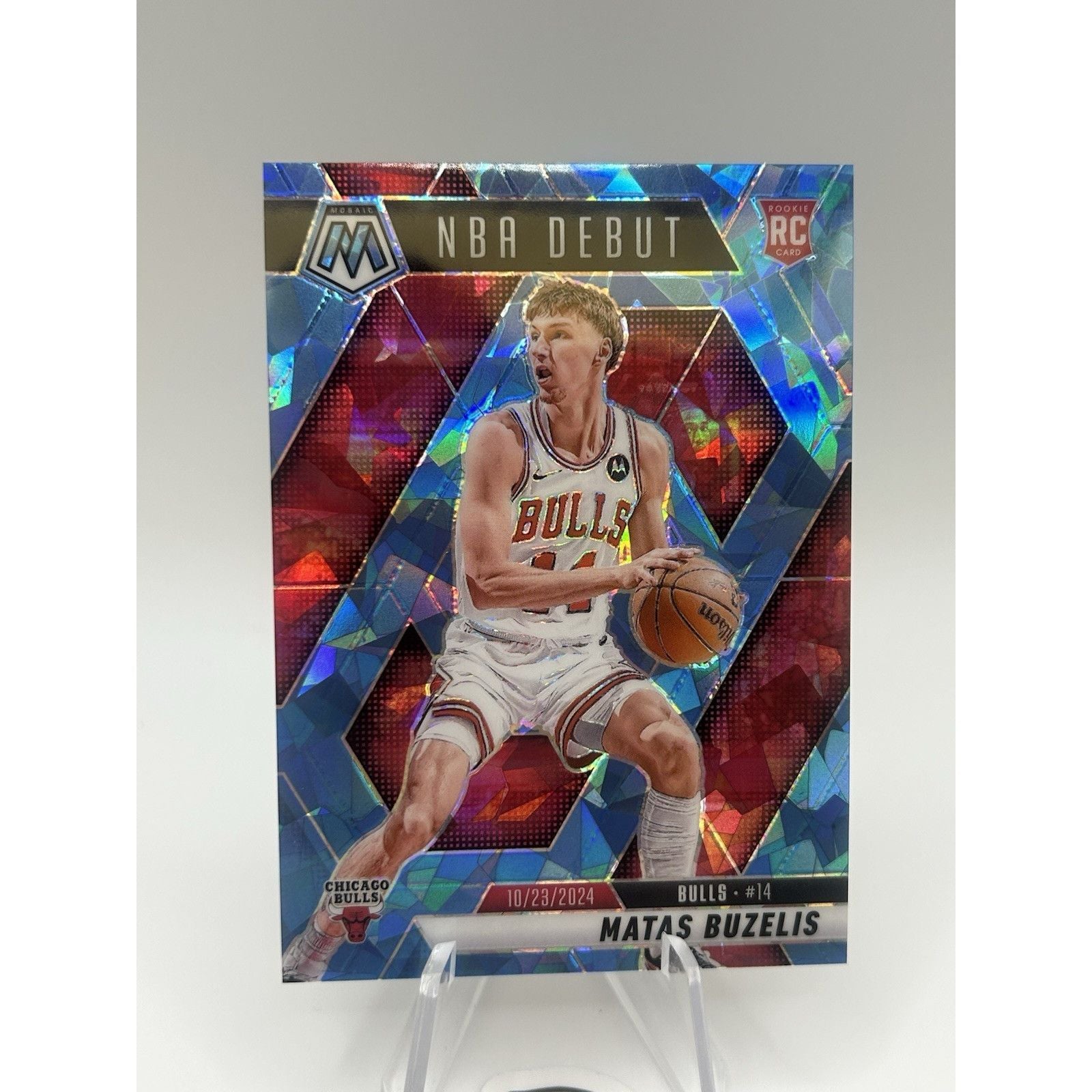2024-25 Panini Mosaic Matas Buzelis #257 Cracked Ice NBA Debut RC /125