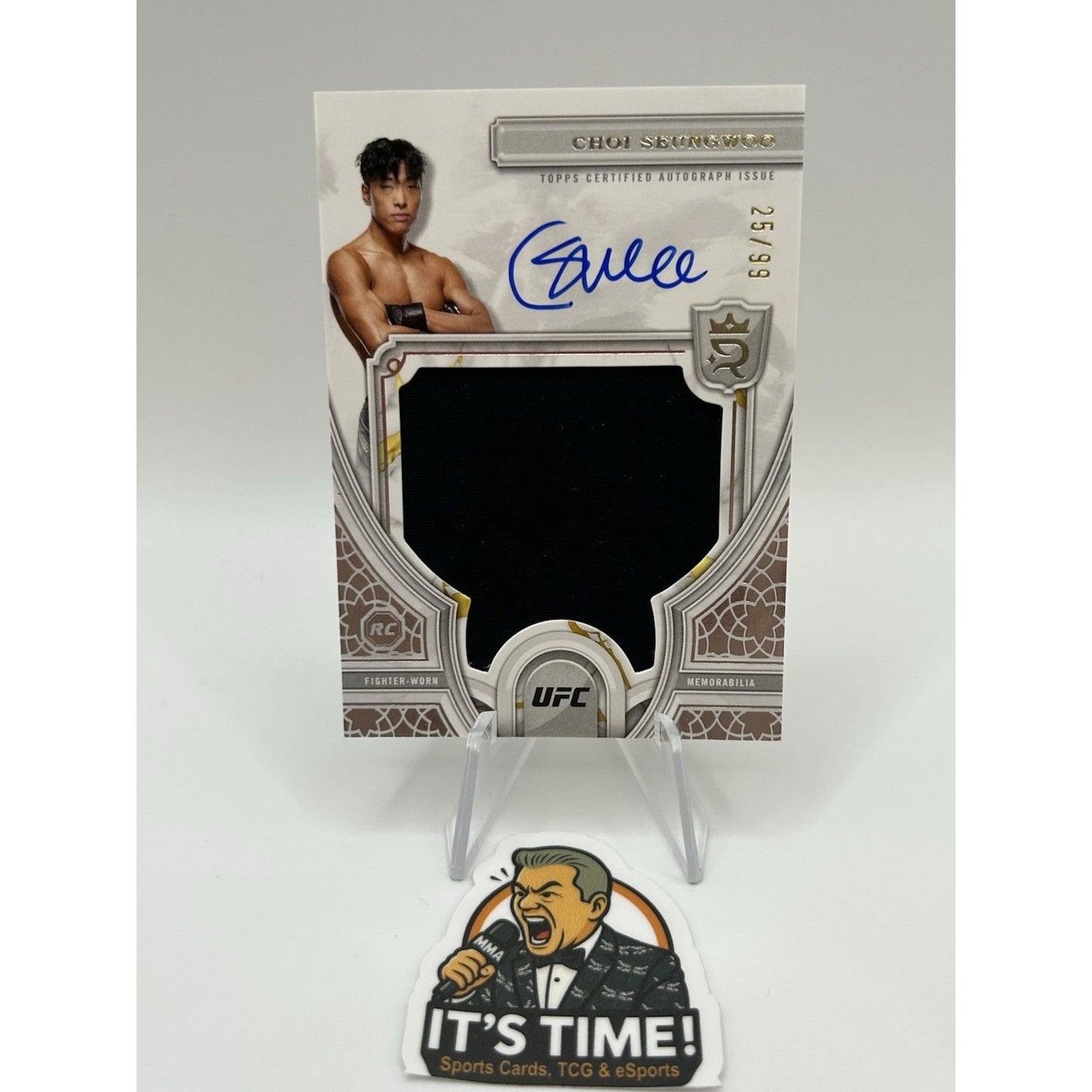 Choi Seung-Woo Rookie Relic Autographs /99 - Topps Royalty UFC 2024