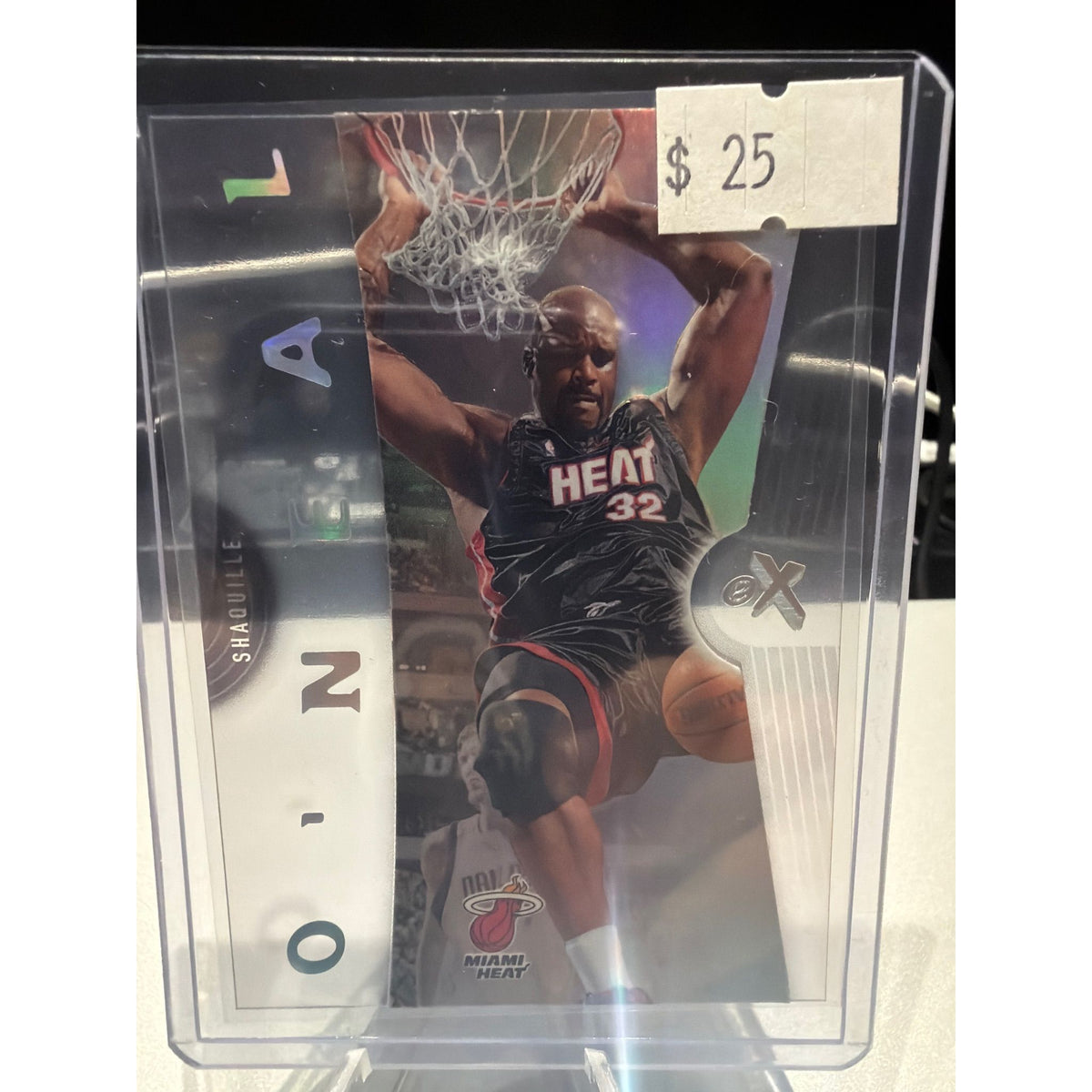 2006-07 Fleer E-X Shaquille O'Neal