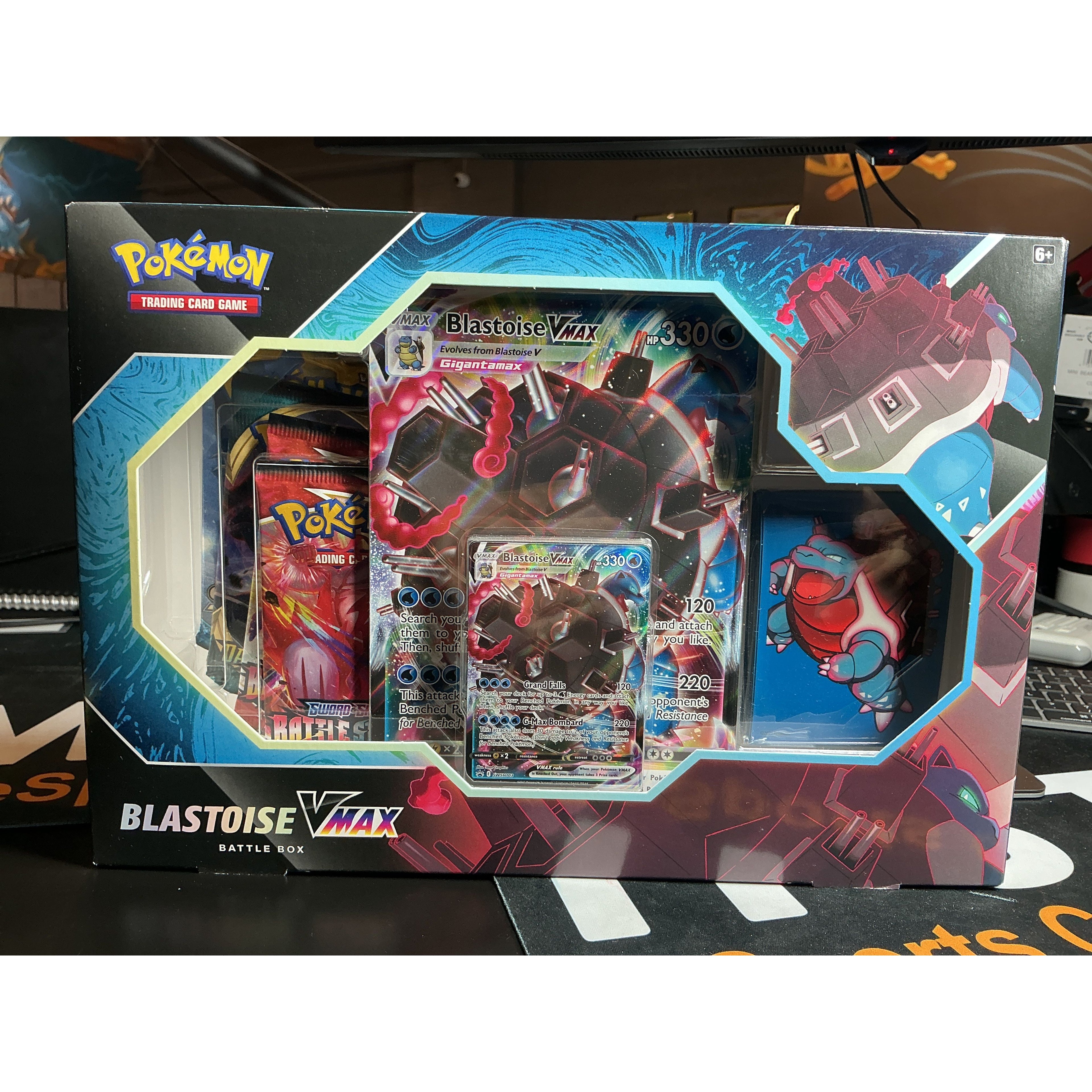 Blastoise Vmax Battle Box
