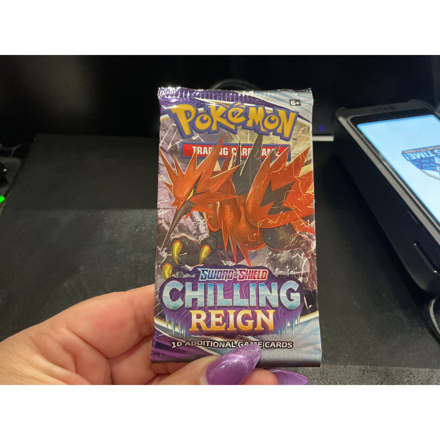 Pokemon Chilling Reign Booster Pack
