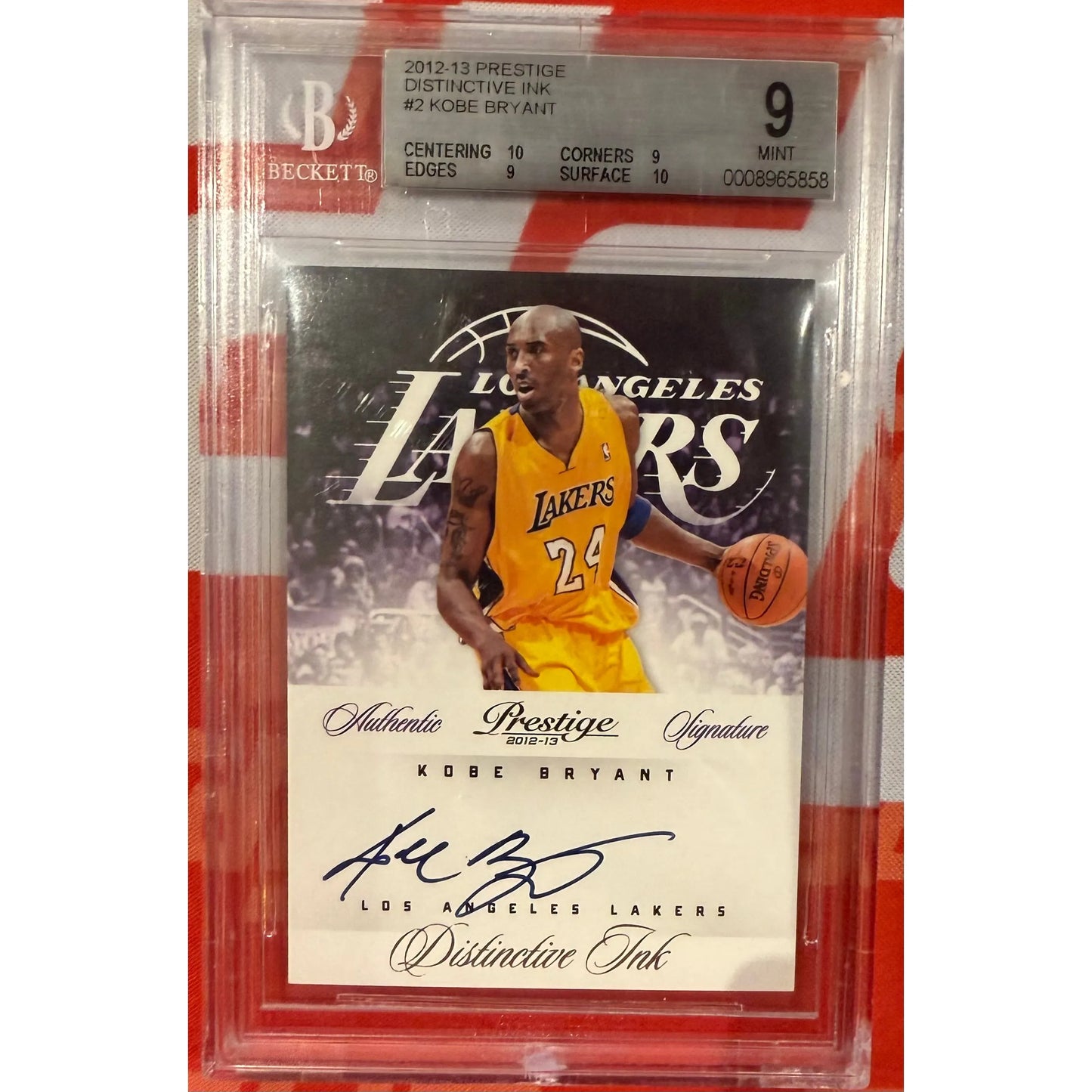2012-13 Prestige Distinctive Ink #2 Kobe Bryant Auto BGS 9